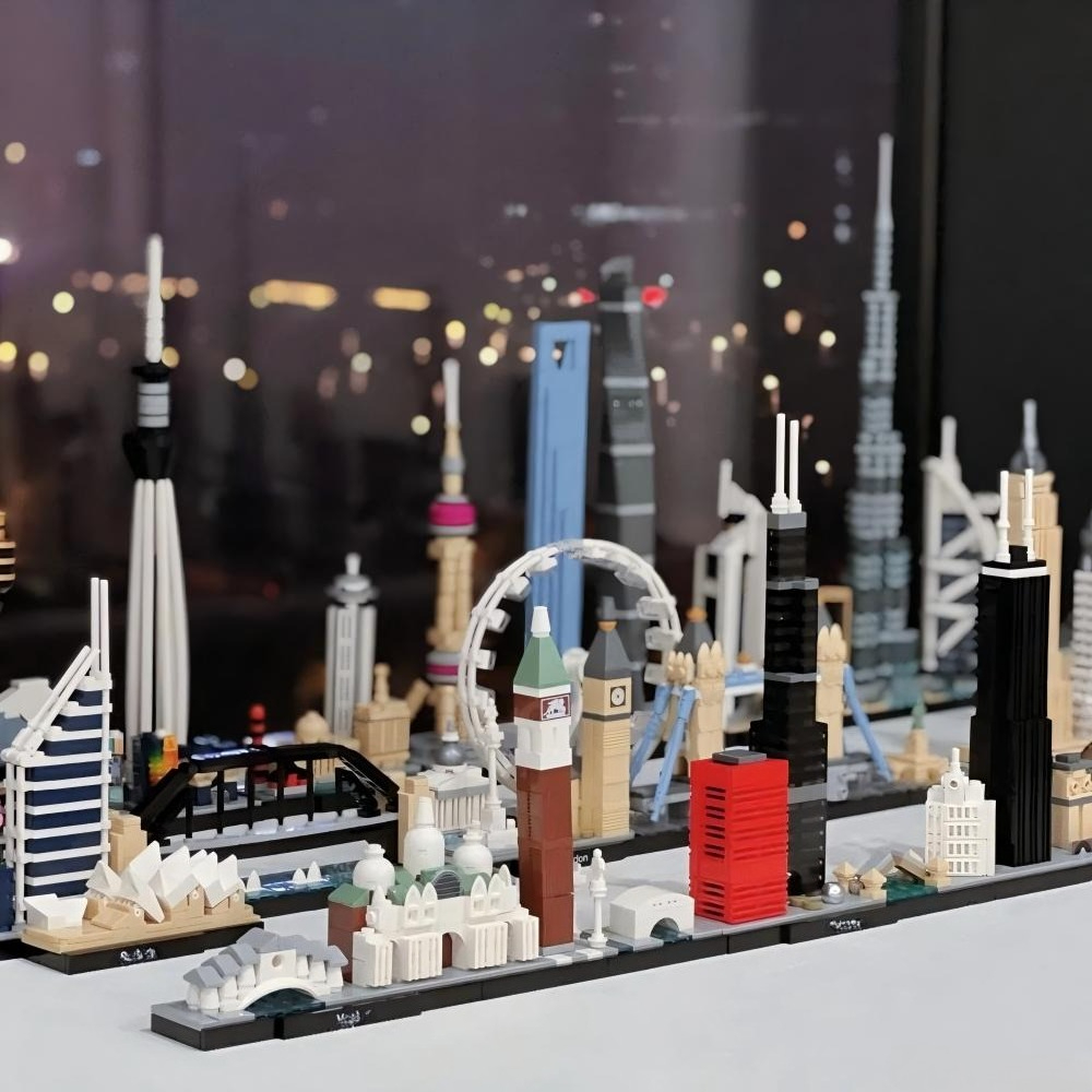 Thirteen Sets of City Models 2 - Lego Set Technic review and price