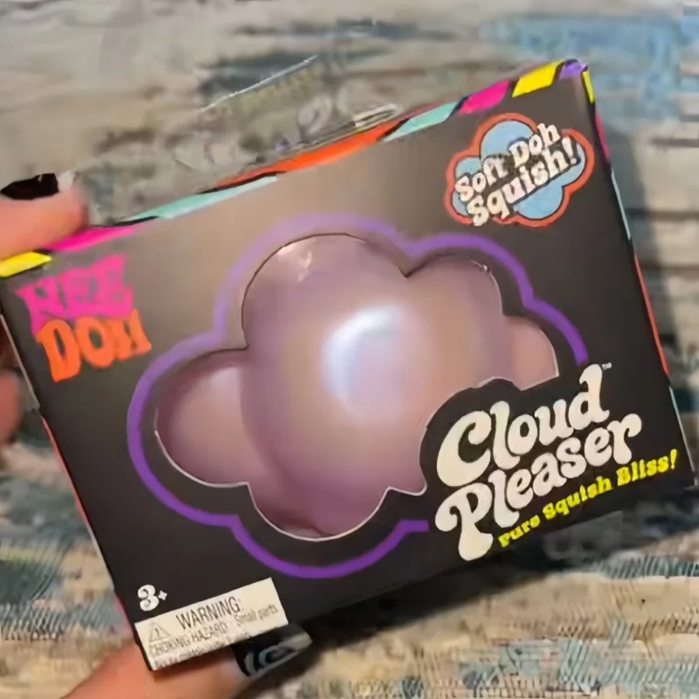 Needoh Cloud Pleaser Slow Risi - Fidget Cube Original review and price