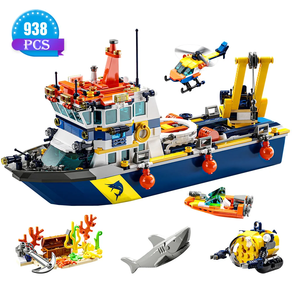 City Ocean Explorer Ship Build - Lego Set Creator review and price